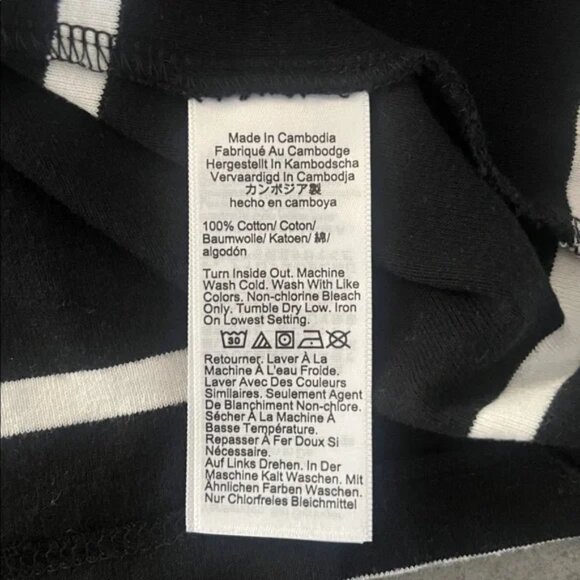 J. Crew Perfect-Fit Long-Sleeve Crewneck T-Shirt With Lion Buttons/NWT/XS - Picture 3 of 13